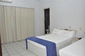 Center Apart Hotel Barreiras  Dış mekan fotoğraf